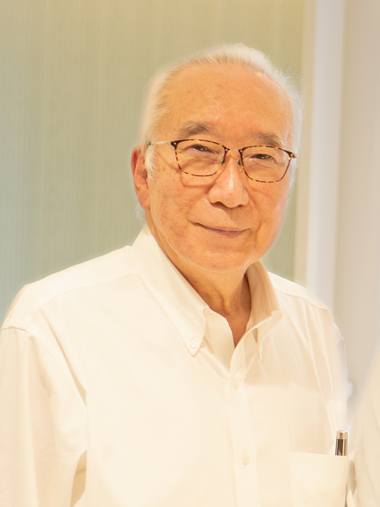 Hasumi Kenichiro